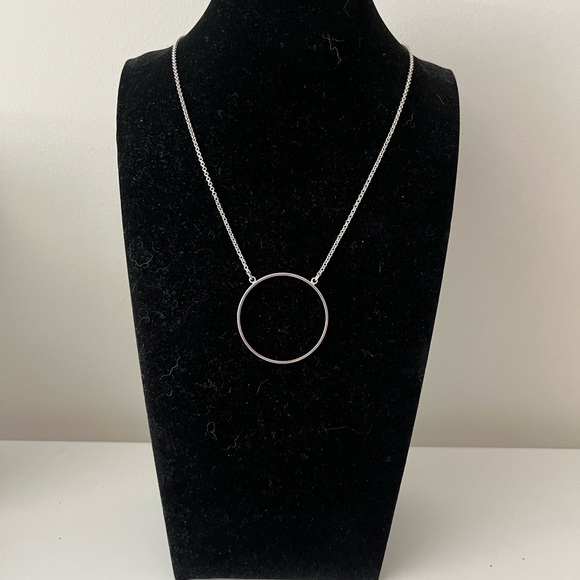 Lele Sadoughi Silver plated circle necklace - Picture 3 of 5
